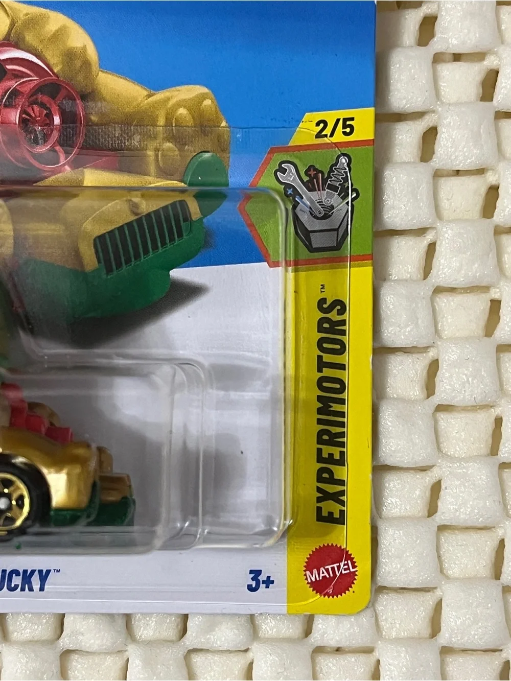 Hot Wheels Feline Lucky Gold Experimotors 92/250 2/5 Moving Arm 2026